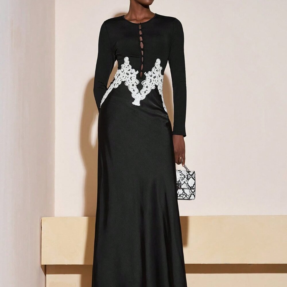 Black Elegant Women's Floral Long Sleeve Maxi Dress - Picture 6 of 8